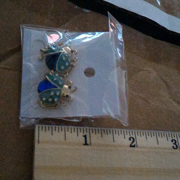 Lady bug earrings NWOT - Picture 4 of 4